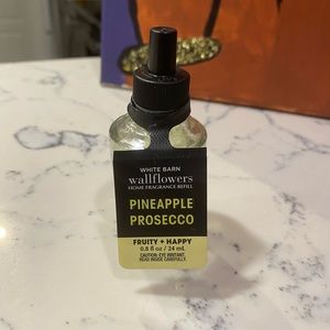 NWT Bath and Body Works Pineapple Prosecco Wallflower